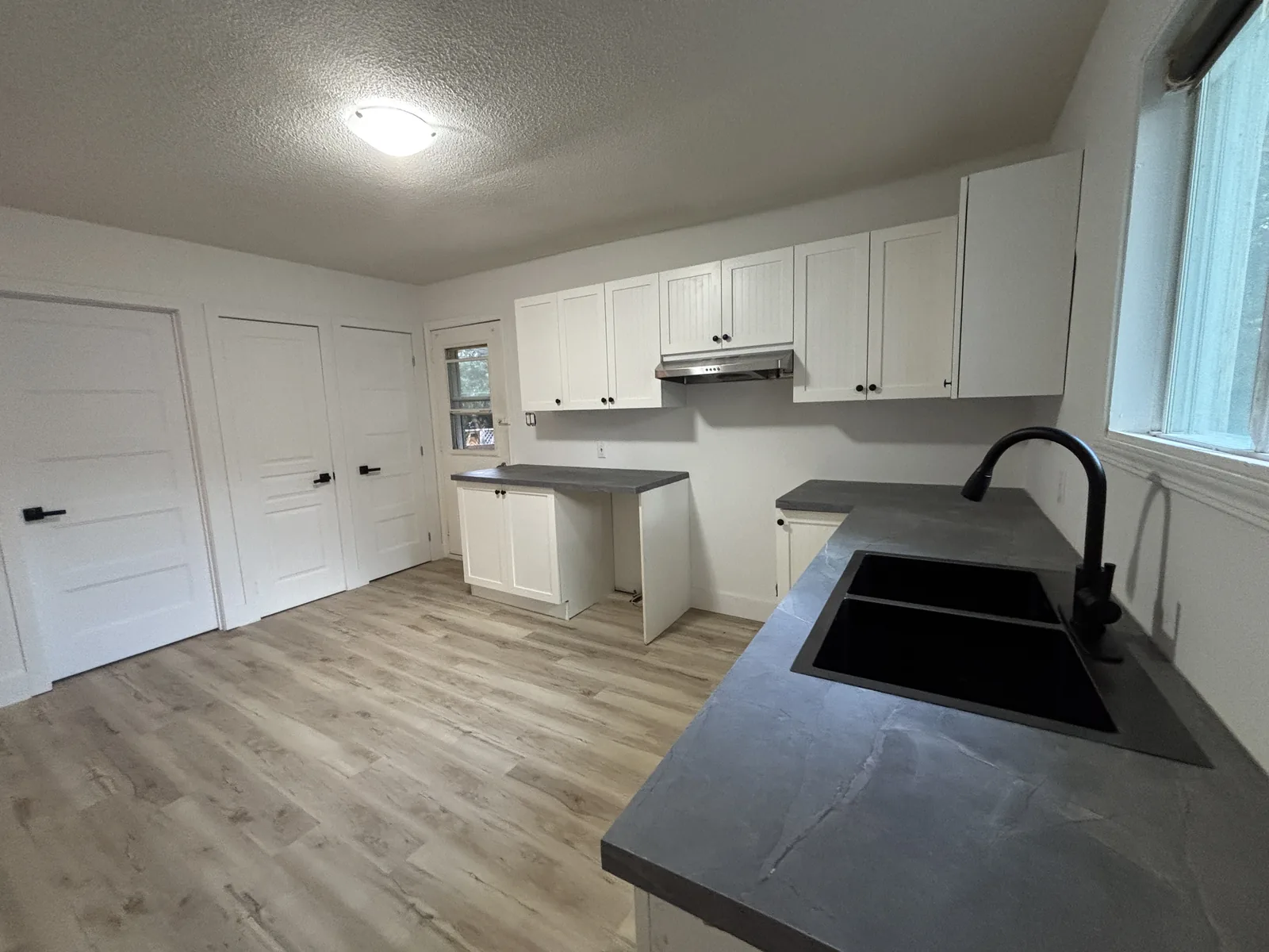 Cuisine à Saint-Jérôme — projet réalisé par Hotte Construction Inc.